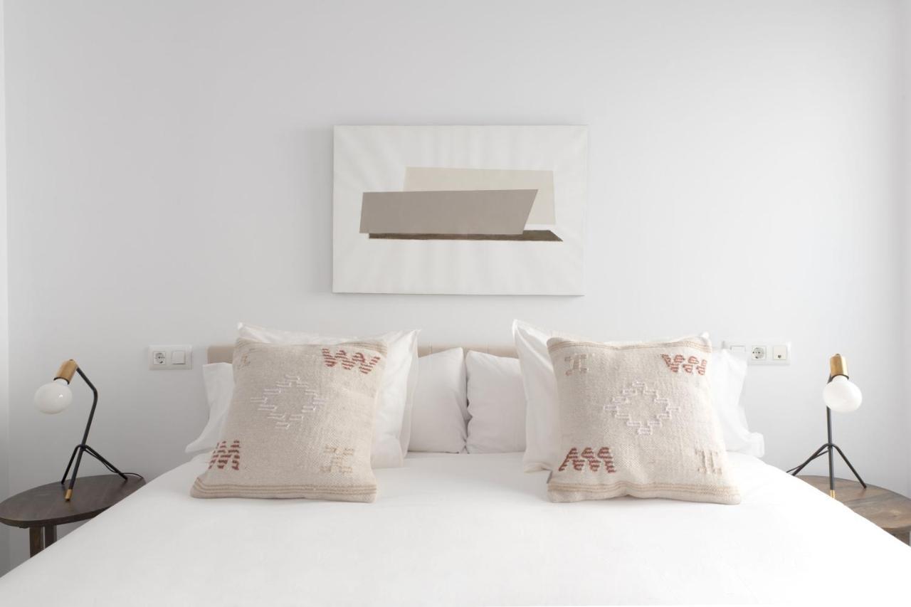 Suites Maestranza - Puerta Del Arenal By Magno Apartments Seville Ngoại thất bức ảnh