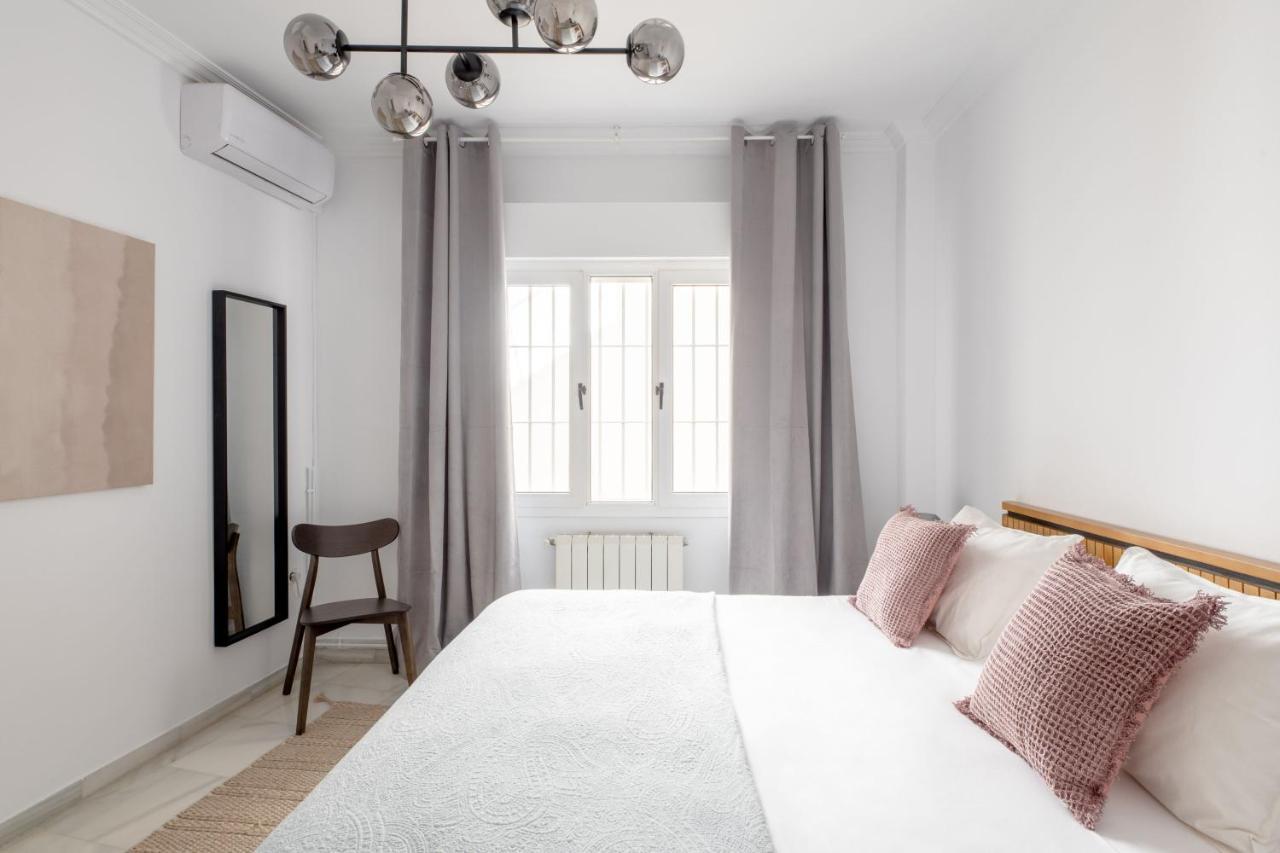 Suites Maestranza - Puerta Del Arenal By Magno Apartments Seville Ngoại thất bức ảnh