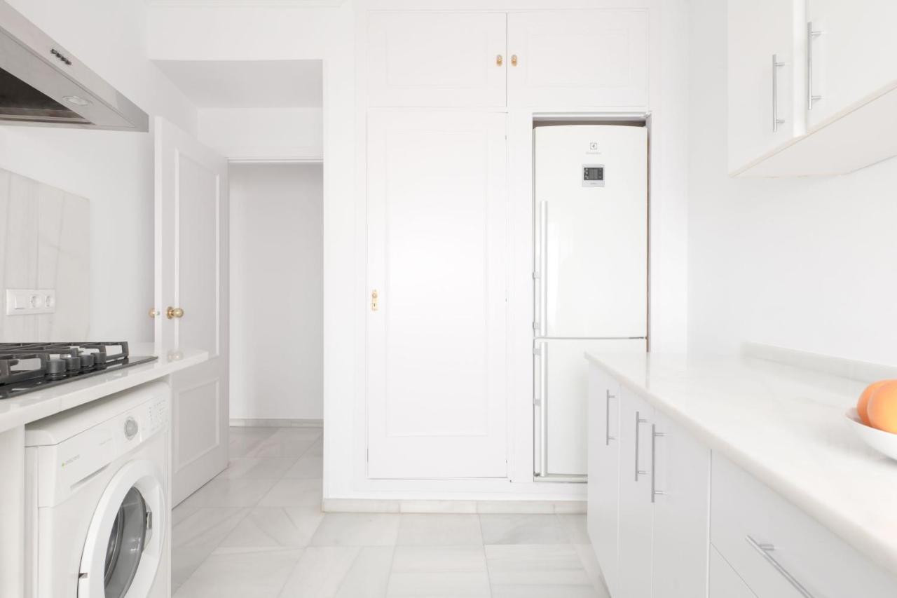 Suites Maestranza - Puerta Del Arenal By Magno Apartments Seville Ngoại thất bức ảnh