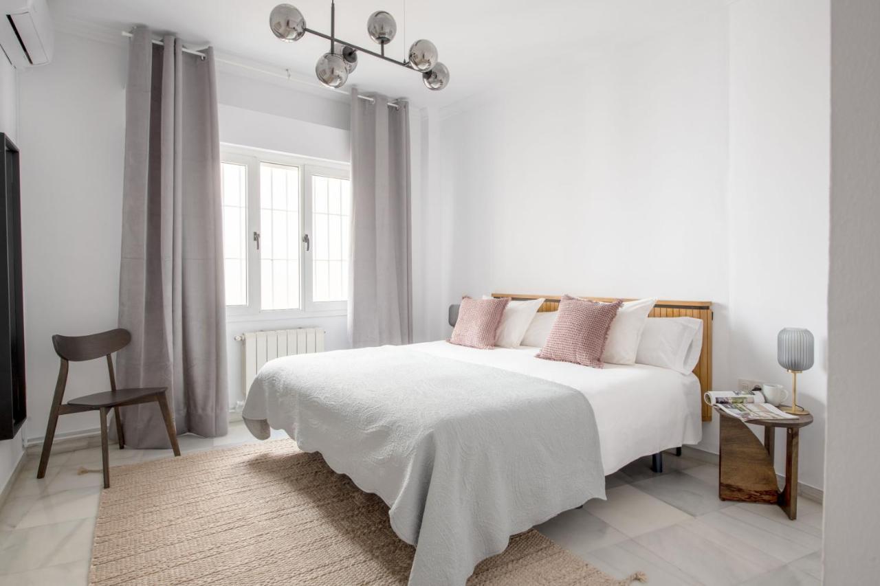 Suites Maestranza - Puerta Del Arenal By Magno Apartments Seville Ngoại thất bức ảnh